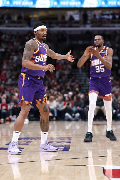 3 Potential Trade Targets for Suns This Offseason